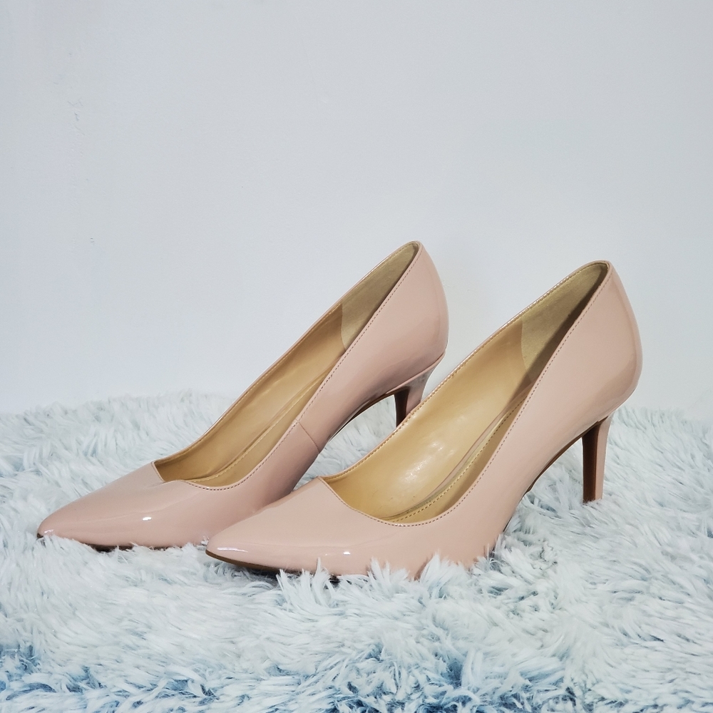 Pink Heels - Jessica Simpson